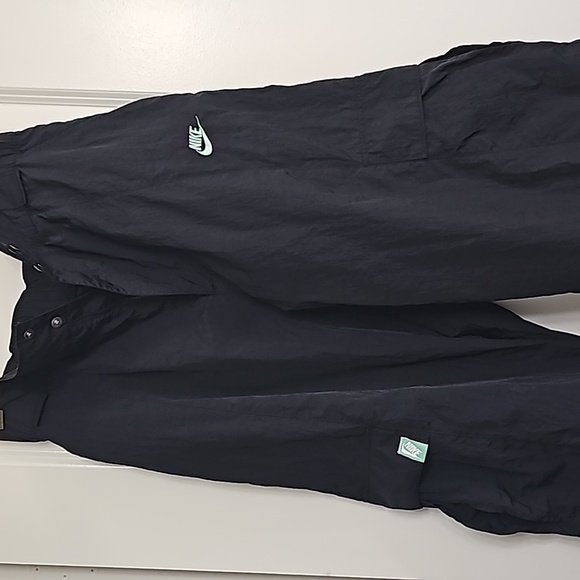 Track pants - Picture 10 of 12